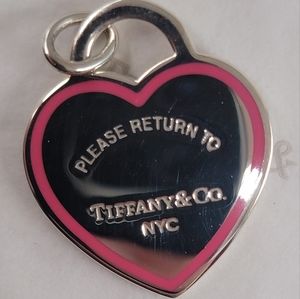 Tiffany & Co Return to Tiffany Medium Pink Outline Heart Charm Pendant